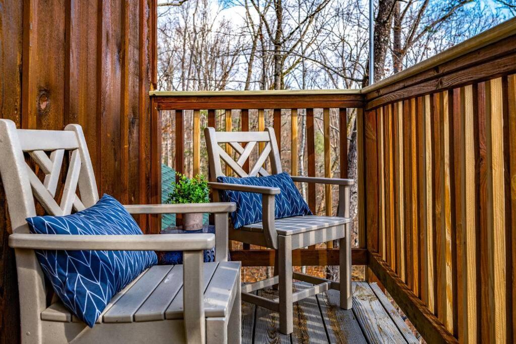 The Family Stone Luxe Cabin Sleeps 12 Hot Tub Dogfriendly Dollywood Pigeon Forge Exterior foto